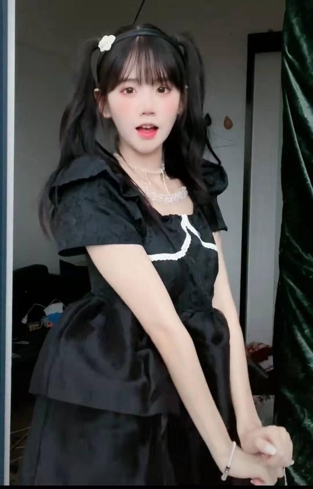 2000万粉网红井川里予被指抄袭，文案穿搭相撞，推广视频要价60万