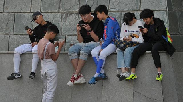 一天狂发300个短视频，营销号流水线的秘密是什么