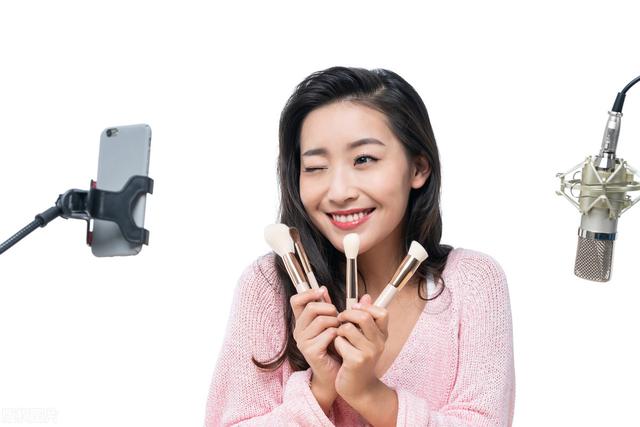 为什么小红书笔记种草要区分KOL达人和KOC素人