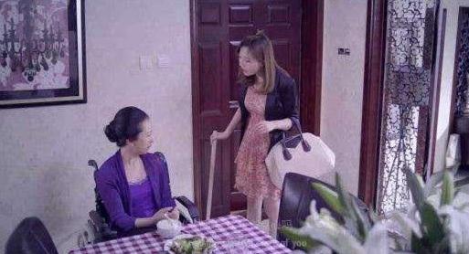 女儿哀求妈妈能不能不要二胎,宝妈执意为之,结果换来的是心酸 女儿哀求妈妈能不能不要二胎,宝妈执意为之,结果换来的是心酸