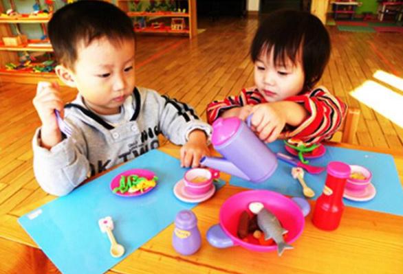 “妈妈,买给我”,孩子看中高价玩具想要买,家长应该怎么做? “妈妈,买给我”,孩子看中高价玩具想要买,家长应该怎么做?