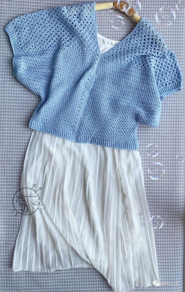 时尚特别，钩织非常简单的云清休闲小开衫（有编织图解）