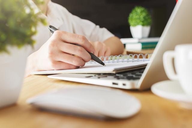 小红书一个月涨粉2万+，我想跟你分享我的5个运营技巧