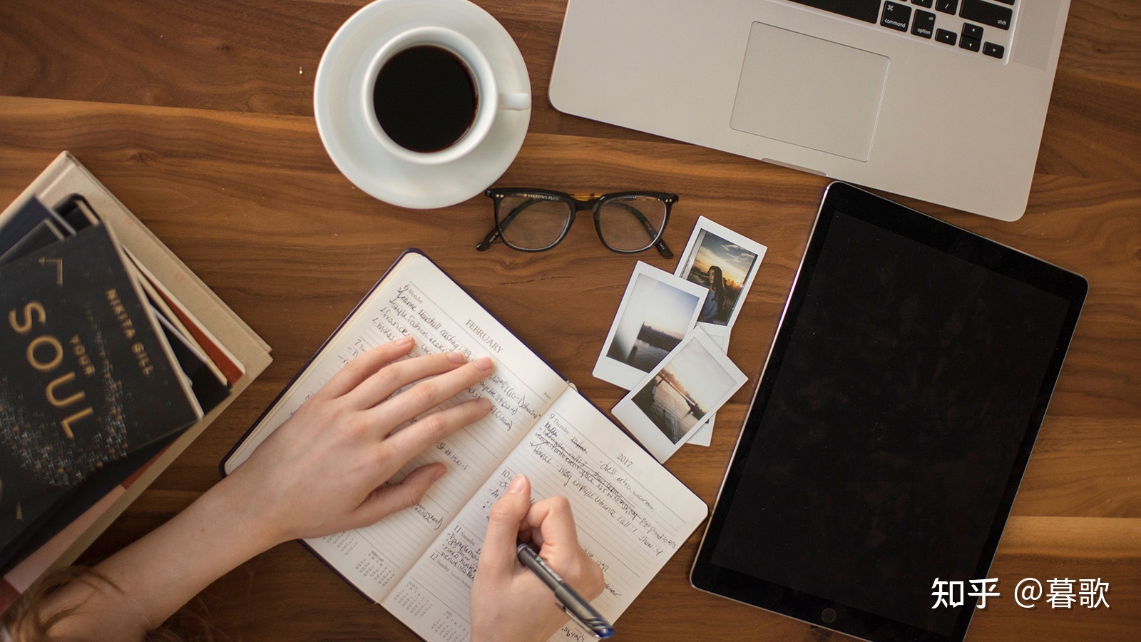 成本几千，小红书涨粉超60万？零食博主如何做出爆款笔记 … …