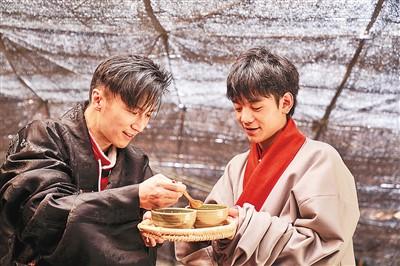 展现中国百姓生活图卷 展现中国百姓生活图卷