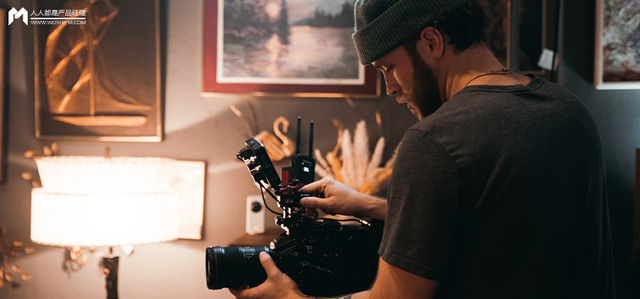 视频号商业化提速：推出视频号小店，上线原生feeds广告，100万起投