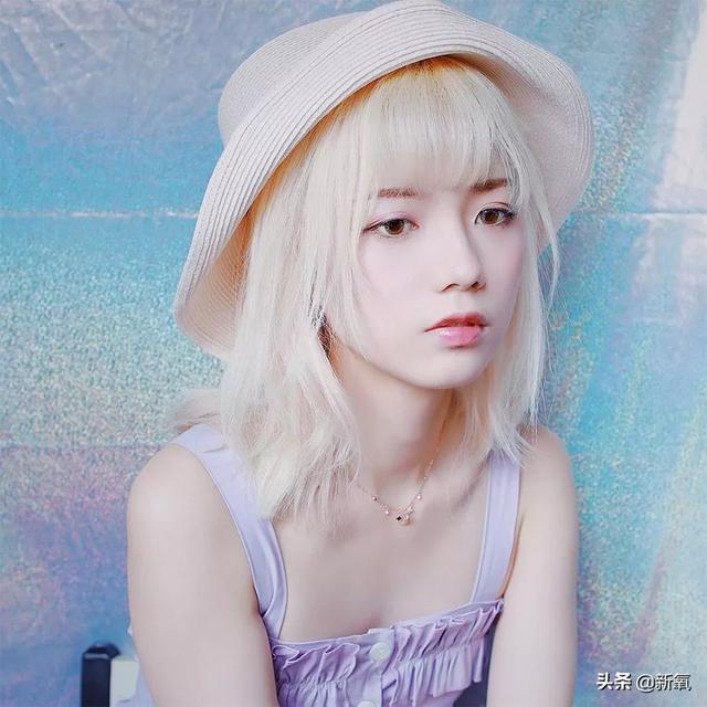 党妹凭颜值称霸美妆区，papi靠才华第二，却都没火过b站照骗的她