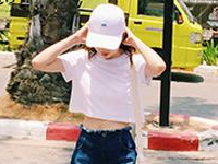 淘宝裤子拍摄技巧,让平铺美出新高度 淘宝裤子拍摄技巧,让平铺美出新高度