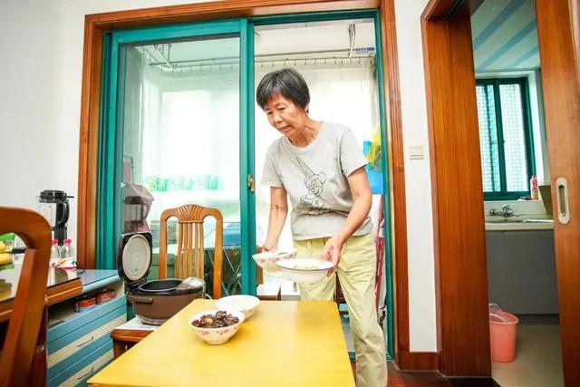 杨浦“适老化改造”项目全面启动，这些家庭还可享受补贴！申请方式→