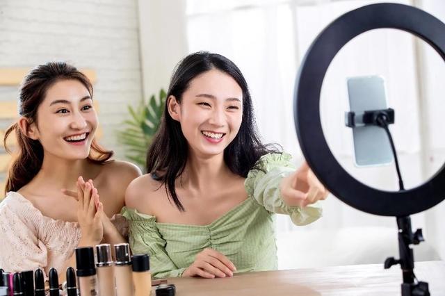 小红书内容营销怎么做？把握这3层爆文频出不是梦