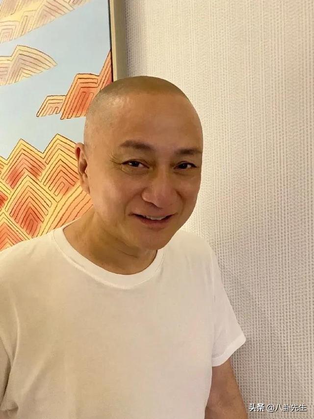 老爸长相一言难尽，女儿却貌美如花，这7对明星父女颜值差好大