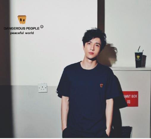 薛之谦男装淘宝店，双11冲淘宝iFashion男装前八!