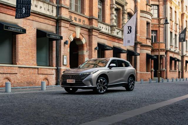 在小红书和B站上给用户种草，只是上汽乘用车营销变革的第一步