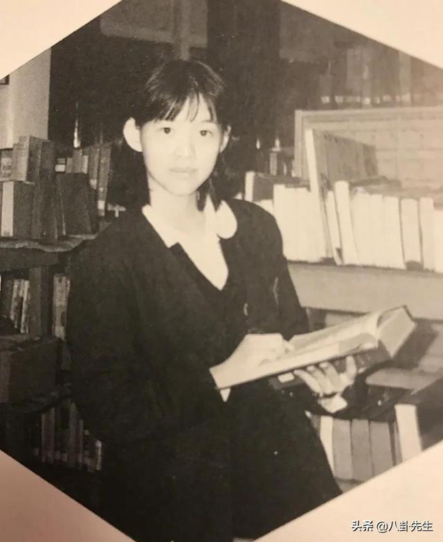 老爸长相一言难尽，女儿却貌美如花，这7对明星父女颜值差好大