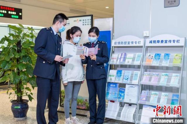 江苏常州“减税餐”“上菜”百姓“生活圈”逐渐回暖 江苏常州“减税餐”“上菜”百姓“生活圈”逐渐回暖