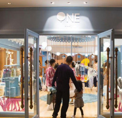 韩寒的淘宝店铺babyEON