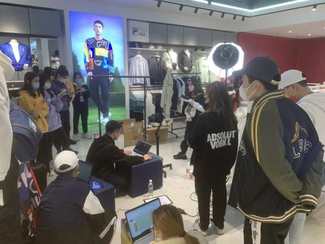 撬动70%公域订单！内部视频号直播各岗位SOP手册首次公开