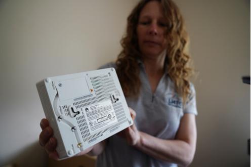 新华财经记者在美国：被迫弃用华为，美国乡村电信商狂吐槽