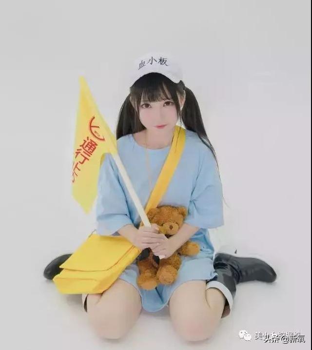 党妹凭颜值称霸美妆区，papi靠才华第二，却都没火过b站照骗的她