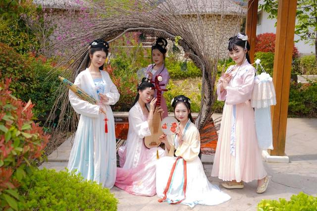 中秋小长假，郑州接待游客逾430万！实现旅游总收入逾20亿