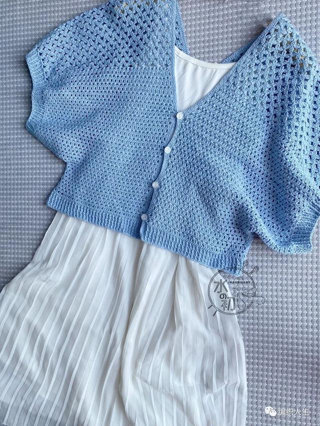 时尚特别，钩织非常简单的云清休闲小开衫（有编织图解）