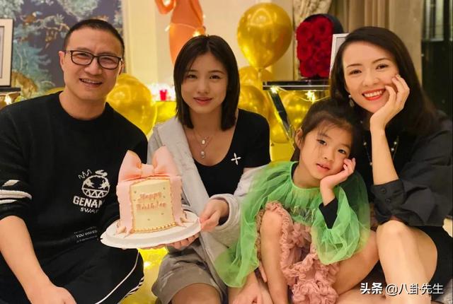 老爸长相一言难尽，女儿却貌美如花，这7对明星父女颜值差好大