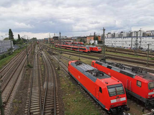 新华财经记者在德国:来,感受下德国的“新冠泡沫” 新华财经记者在德国:来,感受下德国的“新冠泡沫”