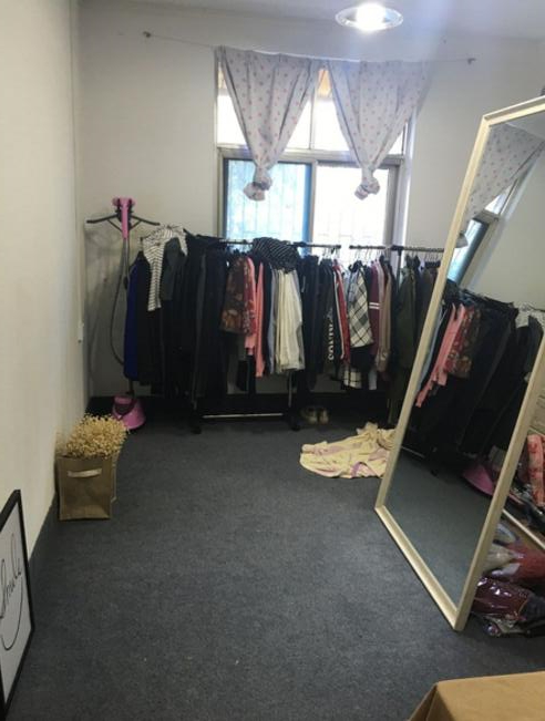 淘宝店主怎么对镜自拍?淘宝店主对镜自拍技巧