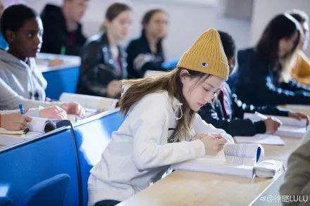 美人计 | 我在徐璐的小红书里种草了120件单品