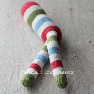 五颜六色的线材,钩出你的专属条纹小猴子!DIY钩针编织附教程 五颜六色的线材,钩出你的专属条纹小猴子!DIY钩针编织附教程