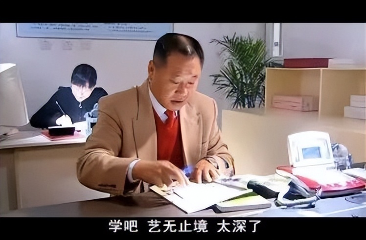 想当博主的年轻人：赚不到钱，也离不了场