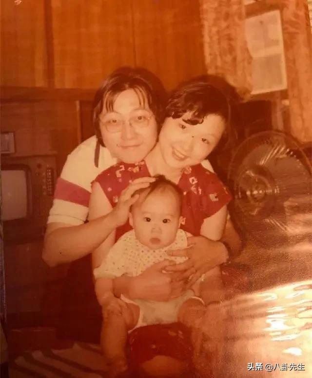 老爸长相一言难尽，女儿却貌美如花，这7对明星父女颜值差好大