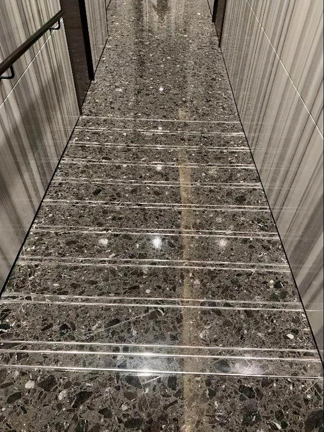 购物中心适老化设计与思考