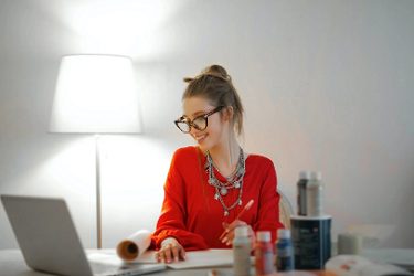 直播达人带货怎么找到报价合适的？在哪找直播达人资源？