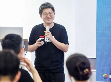 对话零一鉴锋:视频号公域起号确定性增加,直播间自然流超九成