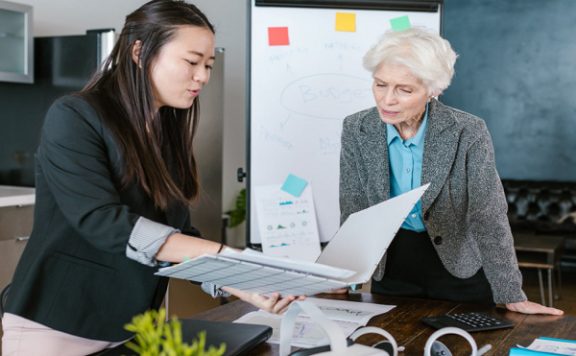 淘宝店皇冠好还是钻石好？评分标准是什么？