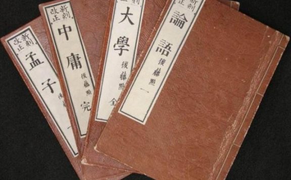 在家孝顺父母，在外善待他人，便是最大的功德