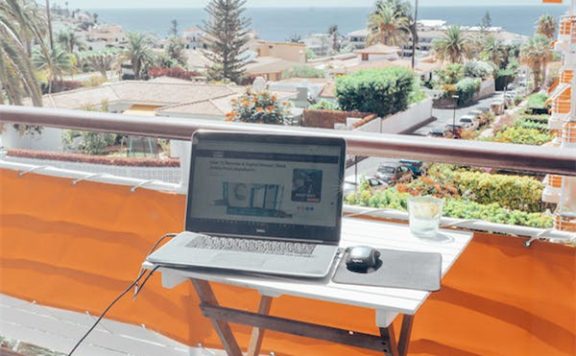 电商运营无经验有人要吗？多少钱一个月？