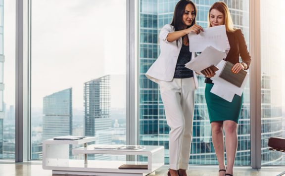 千牛超级店长怎么看评论？千牛一定要用吗？