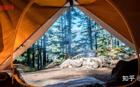 89万篇小红书笔记，43.9亿次短视频播放，露营人“等春天”