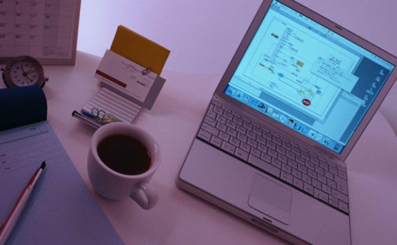 淘宝运营要求什么条件？每天做什么？