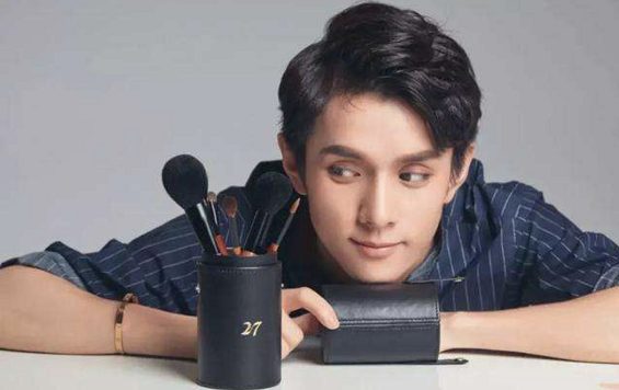 抖音美妆达人版图：批量孵化的「李佳琦」们赚到钱了吗？