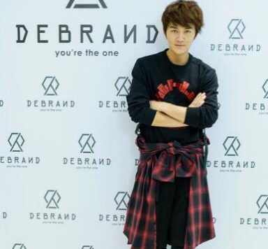 吴克群淘宝店:潮牌DEBRAND