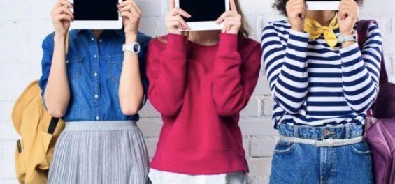 复盘钉钉骚操作：1个视频1000万播放量，入场B站3天打赢「翻身仗」！